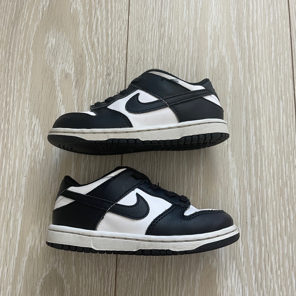 Nike Kids Black and White Sneakers